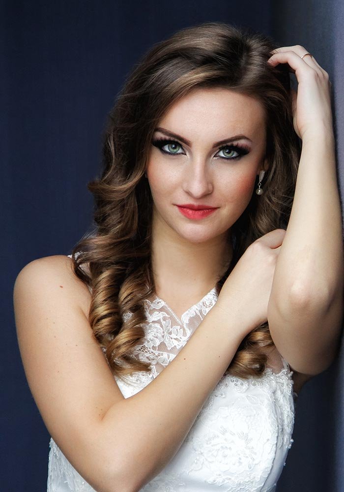 Home bridal makeup2.jpg